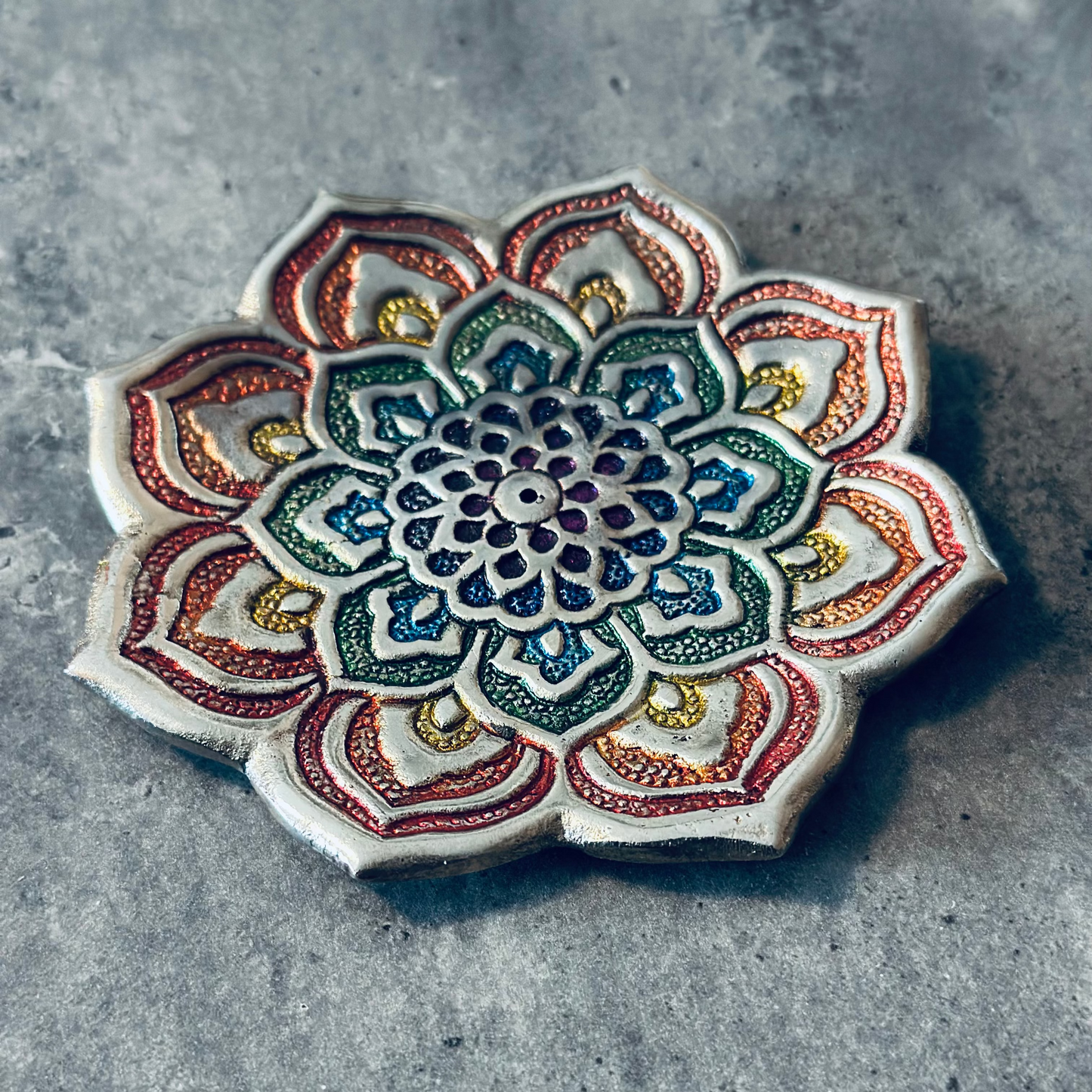 METAL LOTUS FLOWER INCENSE HOLDER