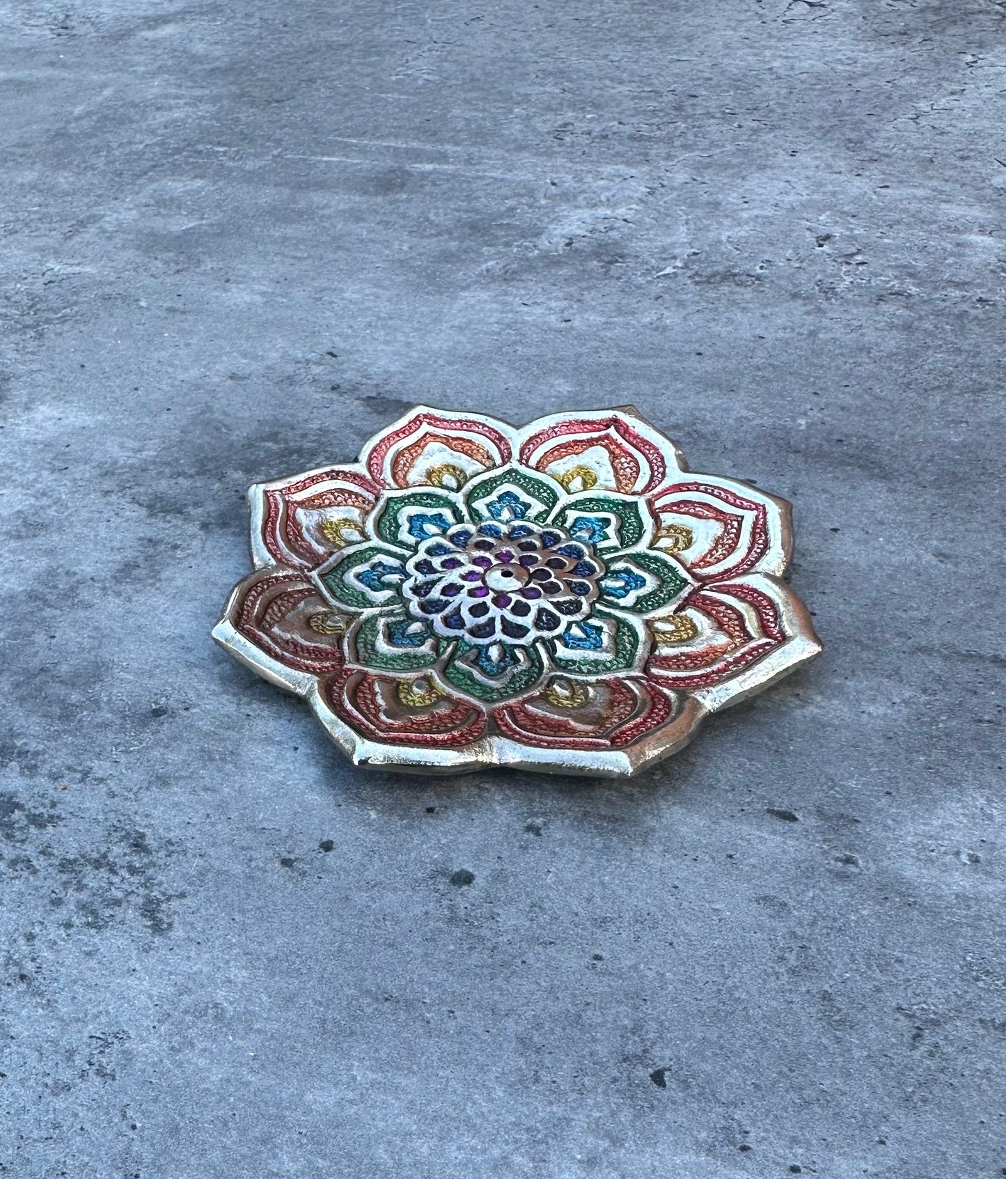 METAL LOTUS FLOWER INCENSE HOLDER